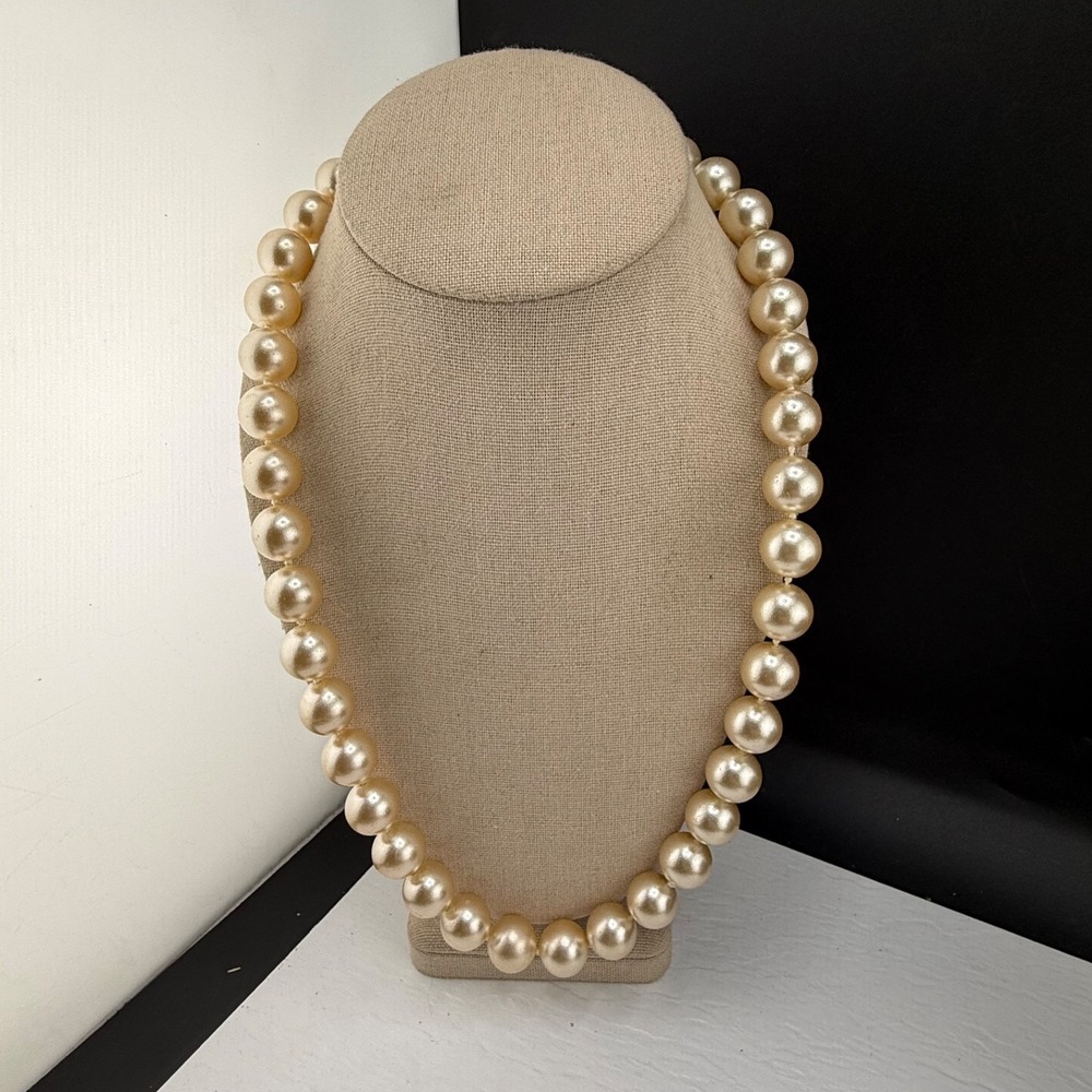 Vintage Kenneth Jay Lane Beaded Glass Necklace Imitation Pearl Signed 24”